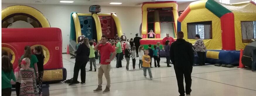 Cambria Elementary students enjoying super party